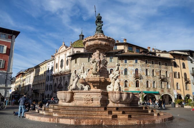 Aiutiamo le attività di Trento a raggiungere
più clienti locali. coverage area