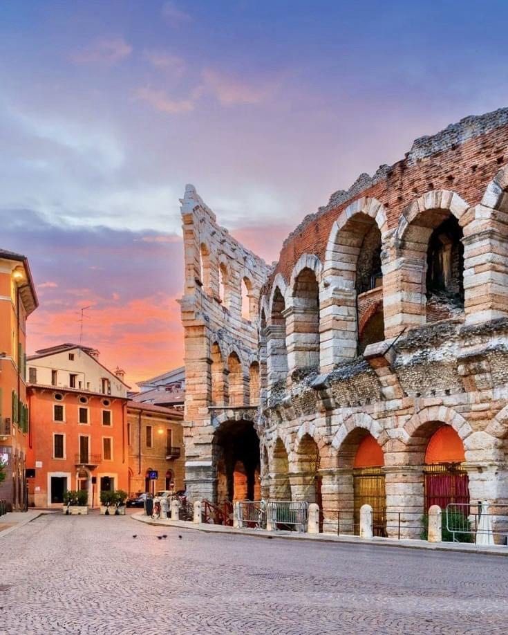 Aiutiamo le attività di Verona a raggiungere
più clienti locali. coverage area
