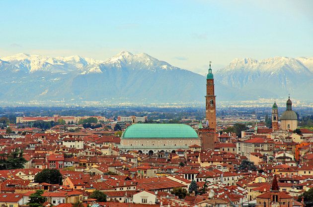 Aiutiamo le attività di Vicenza a raggiungere
più clienti locali. coverage area